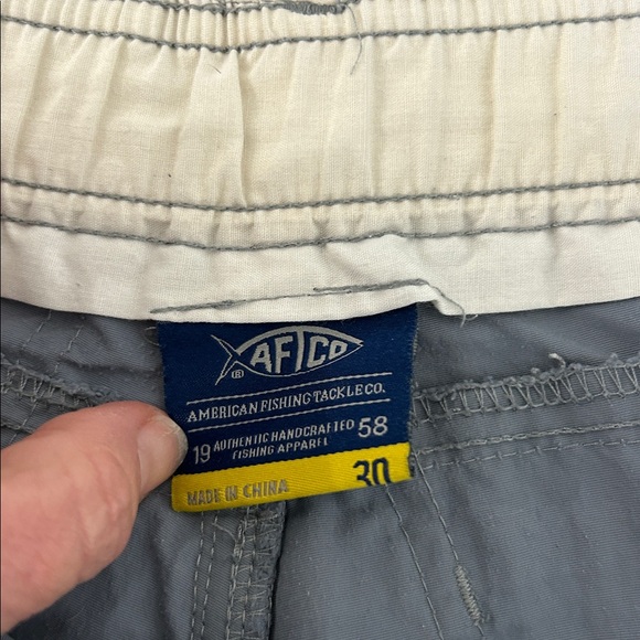 AFTCO FishingShorts size 30 - Picture 3 of 6